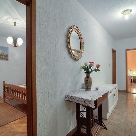 סנג' Apartment Lea מראה חיצוני תמונה