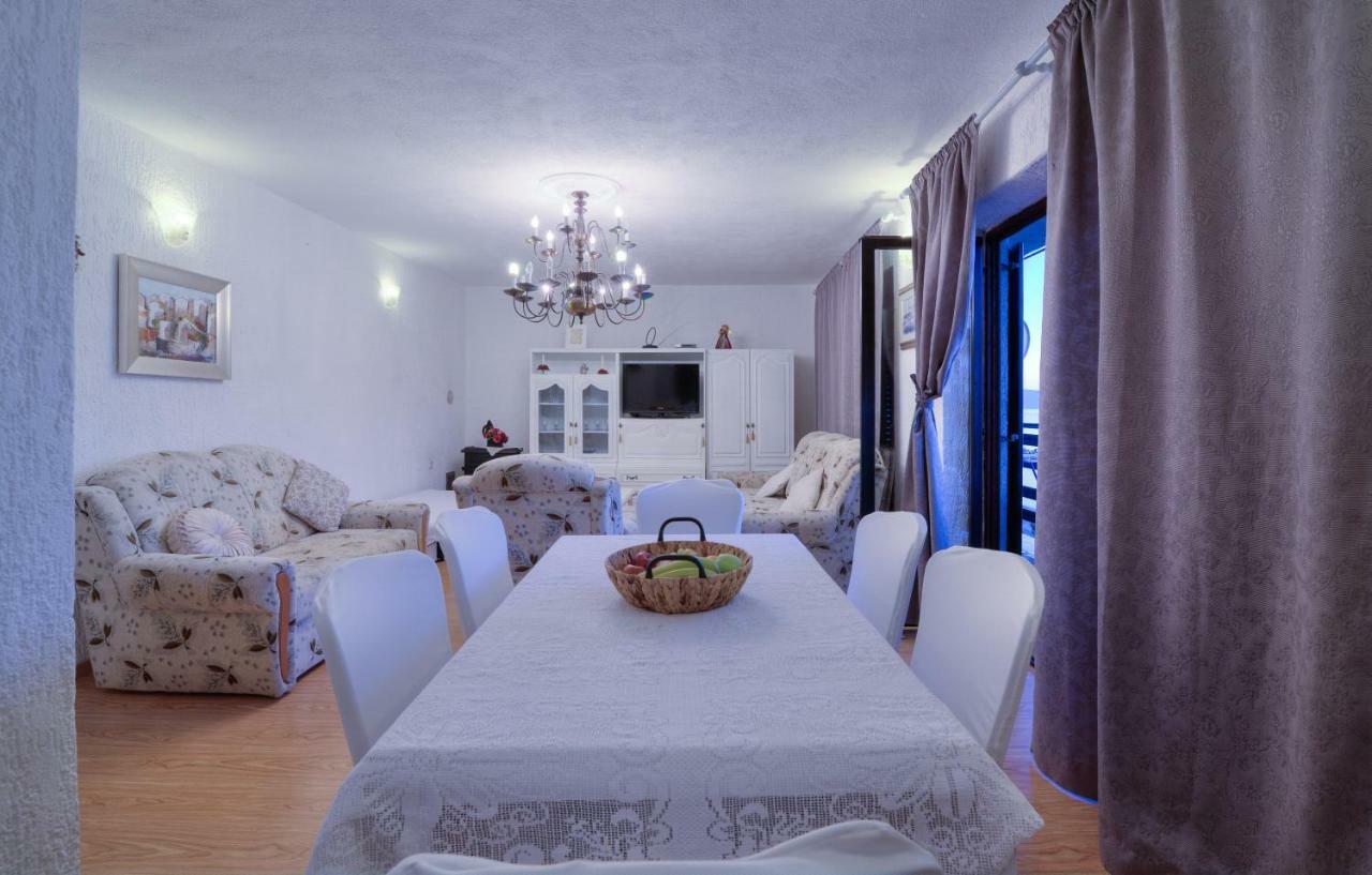 סנג' Apartment Lea מראה חיצוני תמונה