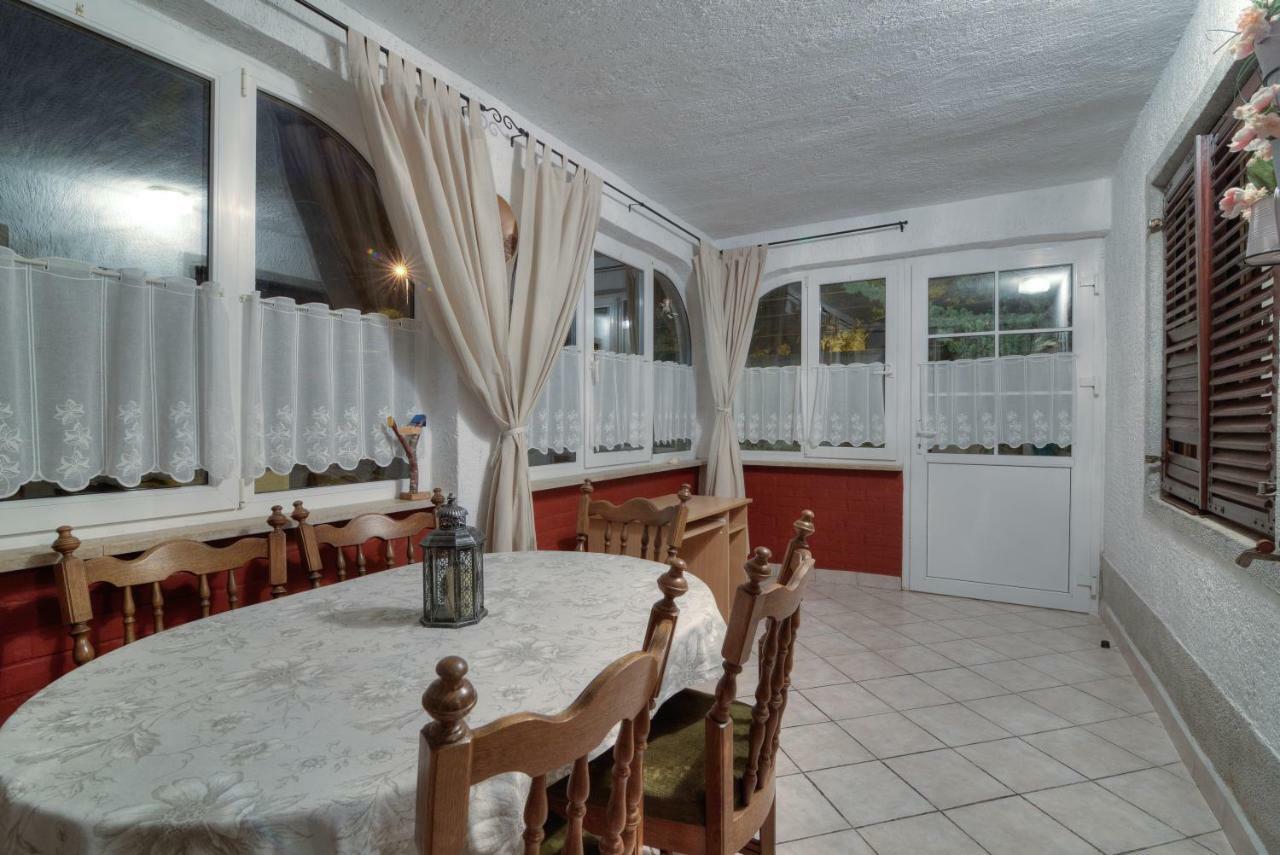 סנג' Apartment Lea מראה חיצוני תמונה