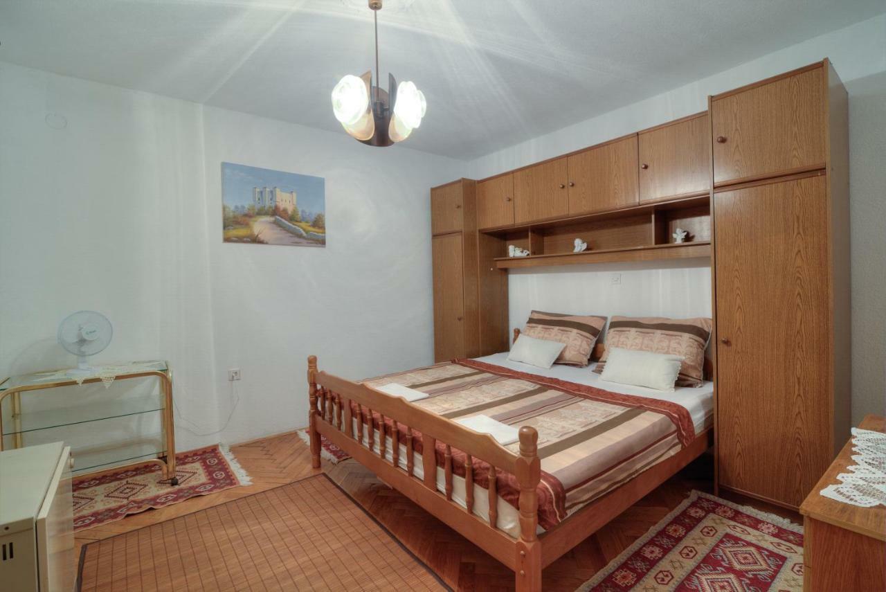 סנג' Apartment Lea מראה חיצוני תמונה