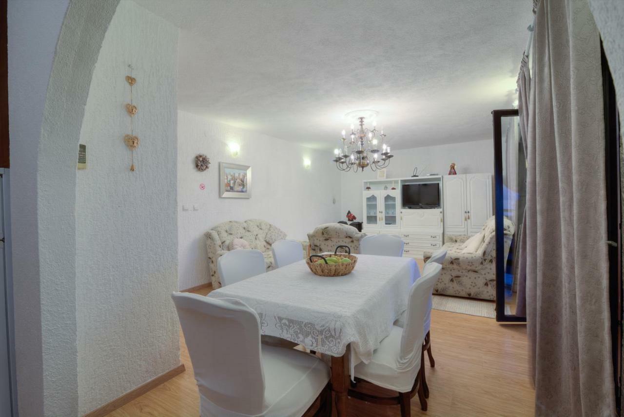 סנג' Apartment Lea מראה חיצוני תמונה